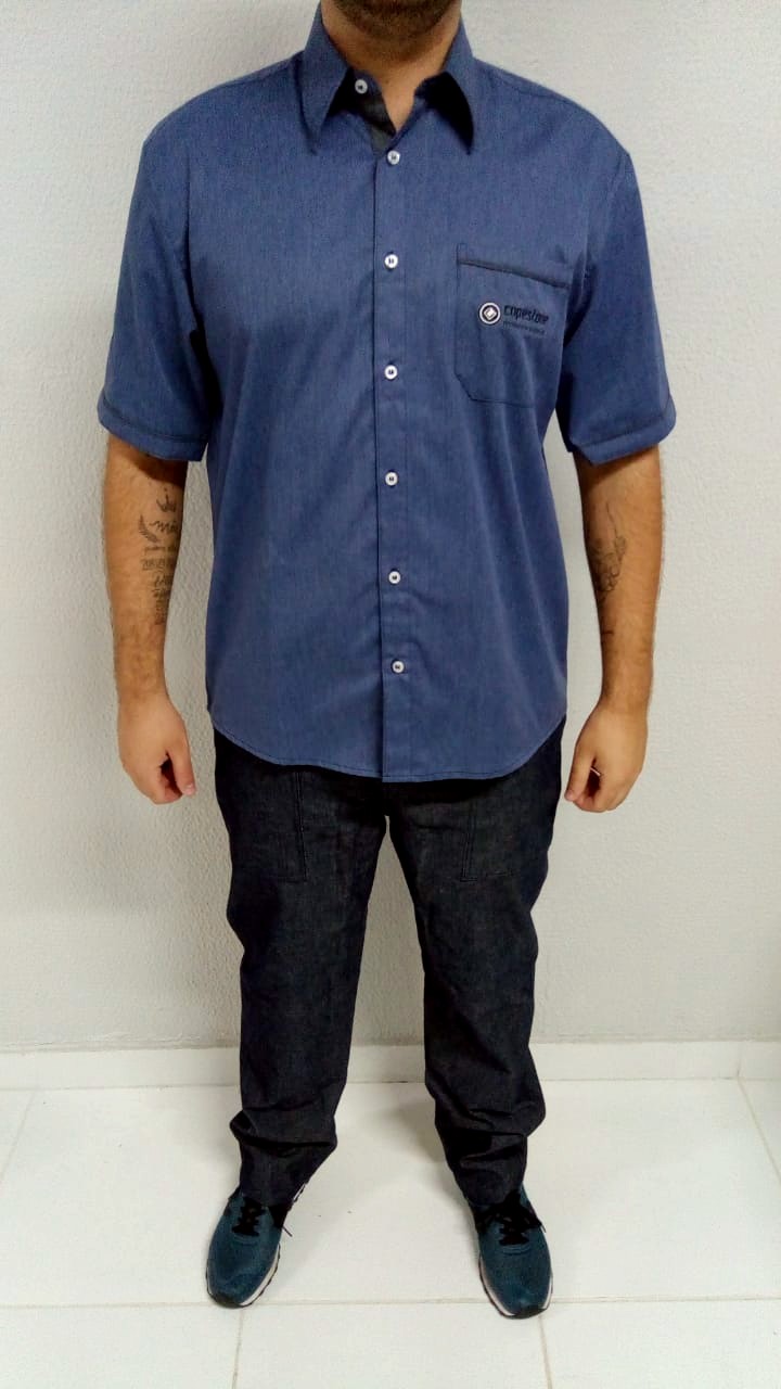 Camisa social masculina manga curta